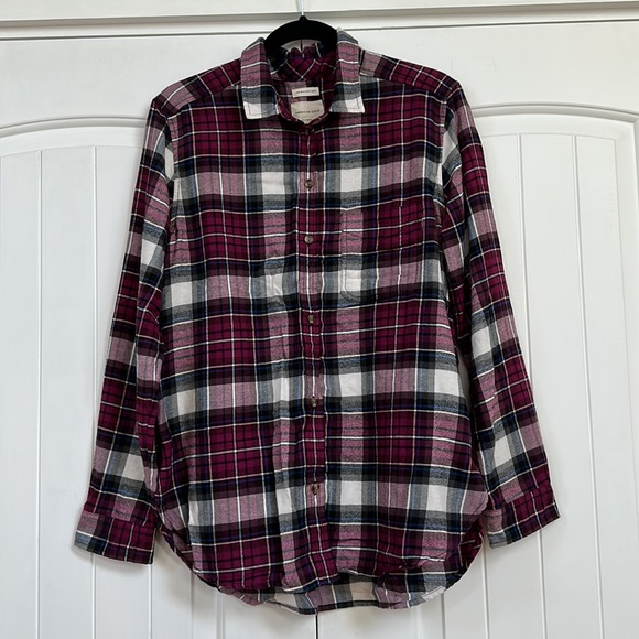 SOLD American Eagle Boyfriend Fit Pink & Blue Flannel - Picture 4 of 9